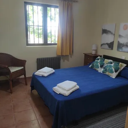 La Casa De La Parcela Сasa de vacaciones Piedrahíta