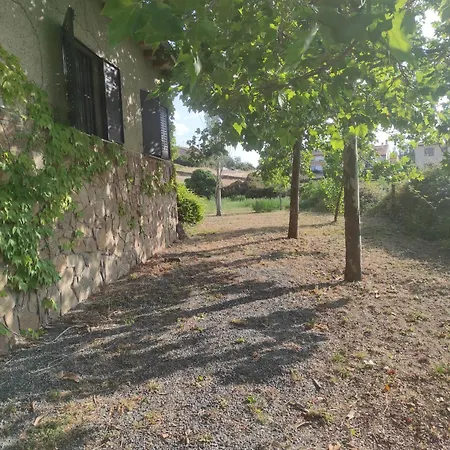La Casa De La Parcela Ferienhaus Piedrahíta