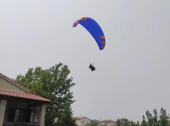La Casa De La Parcela Nyaraló