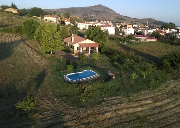 La Casa De La Parcela 펜션 피에드라이타