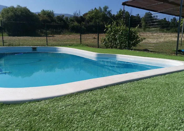 La Casa De La Parcela * 피에드라이타