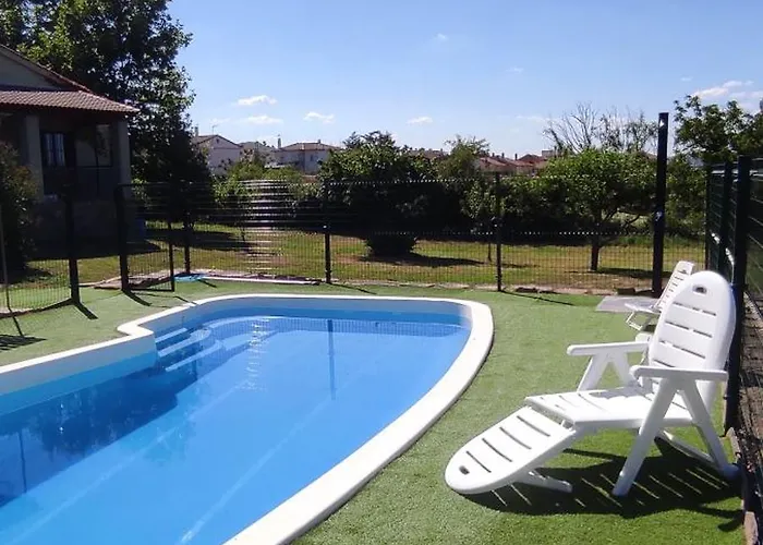 La Casa De La Parcela 펜션 피에드라이타